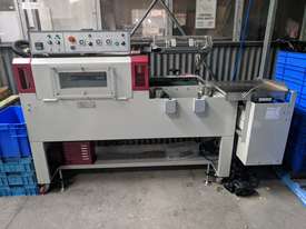 Semi automatic Shrink Wrap Machine - picture0' - Click to enlarge