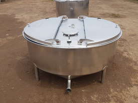 STAINLESS STEEL TANK, MILK VAT 900 LT - picture1' - Click to enlarge