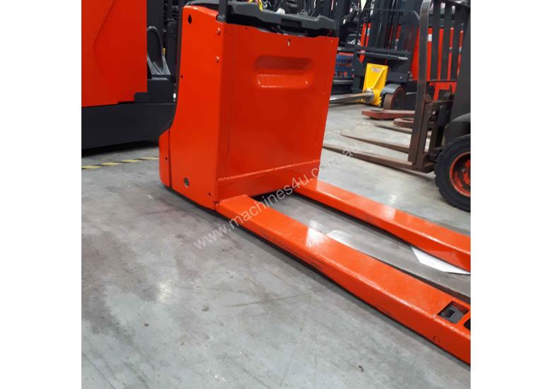 caption Used Forklift: T16 Genuine Preowned Linde 1.6t