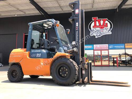 Rare 4.0 Tonne Toyota Diesel Forklift! Complete with Pneumatic Tyres & Rotator 