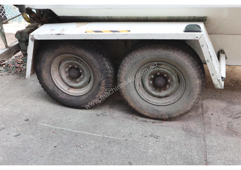 caption Finn T90 Hydroseeder / Hydromulcher
