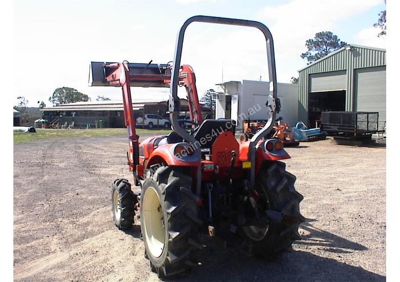 caption Tractor Daedong CK30