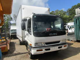 2000 Isuzu FRR Wrecking Stock #1753 - picture0' - Click to enlarge