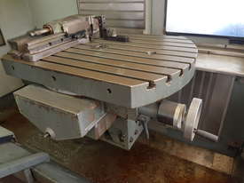 Maho MH800W CNC milling machine and a big amount of tooling, ISO40 taper - picture1' - Click to enlarge