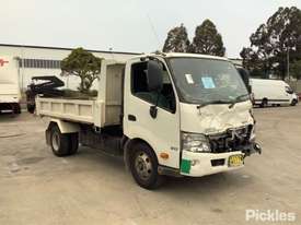 2016 Hino 300 917 - picture0' - Click to enlarge