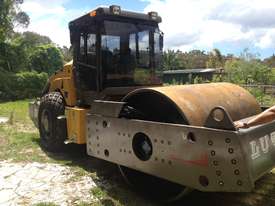 New LUTONG road roller - picture1' - Click to enlarge