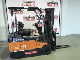 TOYOTA 7 FBE18 62109 3 WHEEL COUNTER BALANCED FORKLIFT CONTAINER MAST - picture0' - Click to enlarge