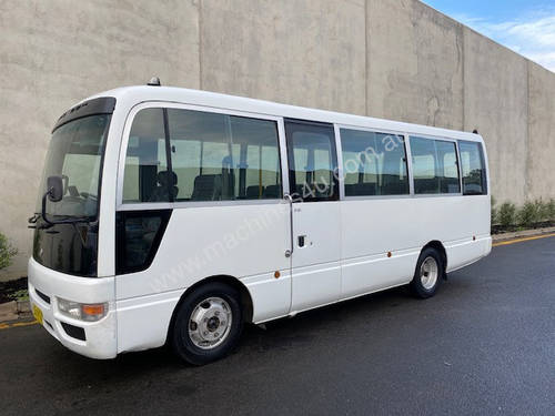 Nissan Civilian School bus Bus