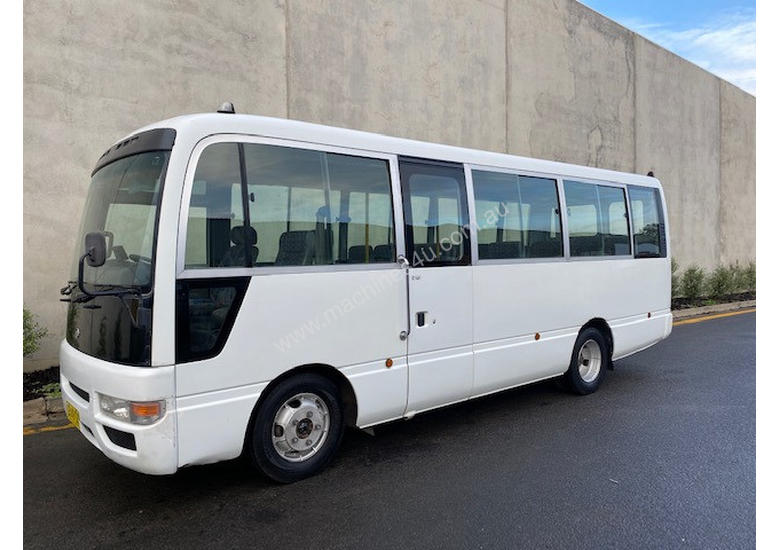 caption Nissan Civilian School bus Bus