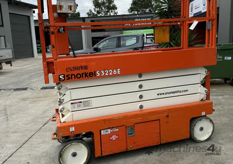 2018 Snorkel S3226E - 26ft Narrow Electric Scissor Lift image 3