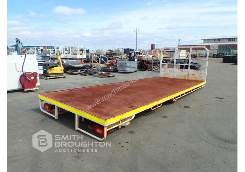 Buy Used 7M TABLE TOP TRUCK TRAY Truck Body Parts in , Listed on