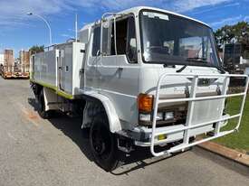 Fire Truck Hino 4x4 2000L 1988 SN1039 - picture2' - Click to enlarge