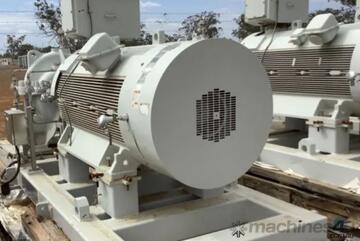 470 kw 630 hp 4 pole 1485 rpm 6600 volt 6.6kv Foot Mount 450 frame AC Electric Motor Toshiba TMEiC 470 kw 630 hp 4 pole 1485 rpm 6600 volt 6.6kv Foot Mount 450 frame AC Electric Motor Toshiba TMEiC