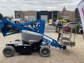 USED 2016 GENIE Z-33/18  ARTICULATING BOOM LIFT - picture0' - Click to enlarge