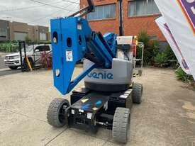 USED 2016 GENIE Z-33/18  ARTICULATING BOOM LIFT - picture2' - Click to enlarge