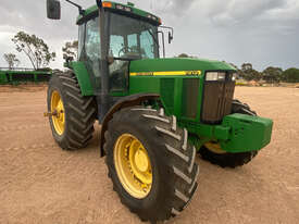 John Deere 7810 FWA/4WD Tractor - picture0' - Click to enlarge