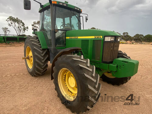 John Deere 7810 FWA/4WD Tractor