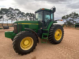 John Deere 7810 FWA/4WD Tractor - picture0' - Click to enlarge