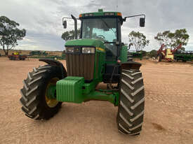 John Deere 7810 FWA/4WD Tractor - picture1' - Click to enlarge