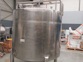 Stainless Steel Mixing Tank (Vertical), Capacity: 5,000Lt - picture0' - Click to enlarge