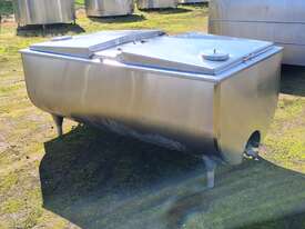 STAINLESS STEEL TANK, MILK VAT 970 LT - picture1' - Click to enlarge