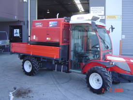 Lincoln Vantage 575 Diesel Engine Drive - Hire - picture2' - Click to enlarge