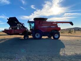 Case IH7088 Harvester  - picture0' - Click to enlarge