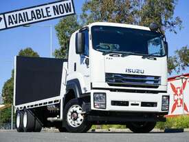 2021 Isuzu FXY 240-350 LWB - Power Tail - picture2' - Click to enlarge