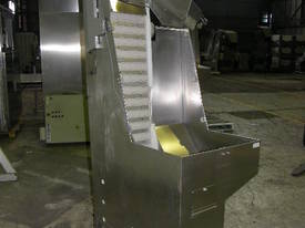 Belt Conveyor Incline Cleated. - picture1' - Click to enlarge