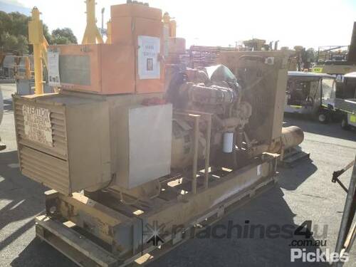 Genset - 6 Cylinder Turbo Diesel Caterpillar 3406B Engine, Maximum Output Of 400 Volts, Maximum Amp 