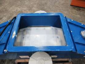 Flat Deck Vibratory - picture1' - Click to enlarge