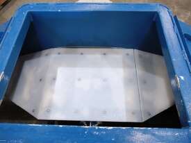Flat Deck Vibratory - picture2' - Click to enlarge