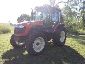 4x4 cab tractor - picture1' - Click to enlarge