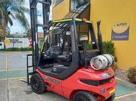 Used 2.0T Linde LPG Forklift - picture0' - Click to enlarge