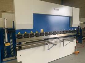 Brand New Hydraulic NC pressbrake with Programmable controller - picture1' - Click to enlarge