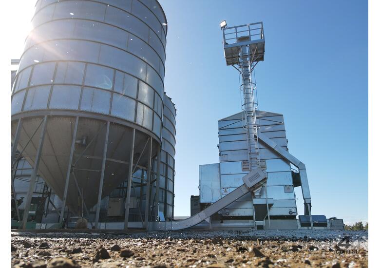 caption ALVAN BLANCH Continuous Double Flow Grain Dryer - Barley, Wheat, Oats, Canola & Pulse Grains