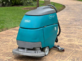 Tennant T5 Sweeper Sweeping/Cleaning - picture0' - Click to enlarge