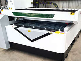 LF1325L Economical Metal Fiber Laser Cutting Machine 1-2kW | Metal Laser Cutter | Gweike - picture2' - Click to enlarge