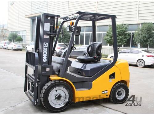 XCMG Forklift 3T Duel Fuel - Powered By A Nissan K25 Engine And 5 Year Structural Warranty