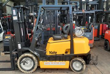 ACTIVE FORKLIFTS - Container entry Yale forklift for sale 2.5 Ton Capacity 4.3m Lifting Height Non M