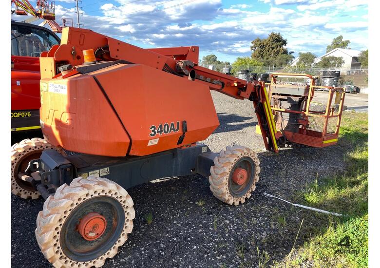 Used 2011 jlg 340AJ Articulated Boom Lifts in , Listed on Machines4u