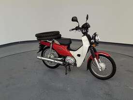 Honda Supercub - picture2' - Click to enlarge