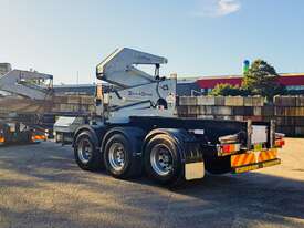 SteelBro SBSS343F 12M TRI AXLE SIDE LOADER SKELTON TRAILER - picture1' - Click to enlarge