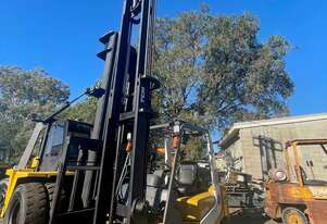 TCM FG25T6 2.5Ton (LIFT 6m) LPG Side-Shift Forklift