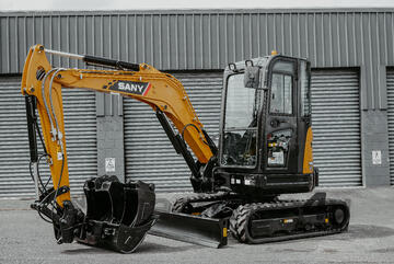 SANY 3.8T Mini Excavator Package Precision and Performance in Confined Spaces!