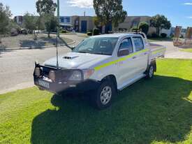 Hilux Dual Cab Ute Tray 4x4 2008 SN1300 1CYL456 - picture2' - Click to enlarge