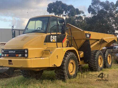 2007 Caterpillar 725 Articulated Dump Truck