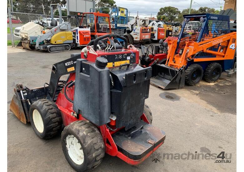 caption TORO W320 MINI SKID STEER LOADER