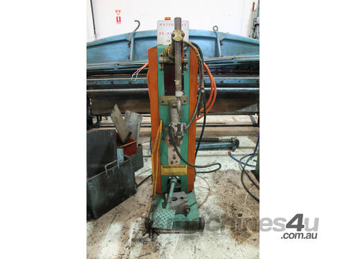 caption Herless TMEA P797 20KVA Spot Welder