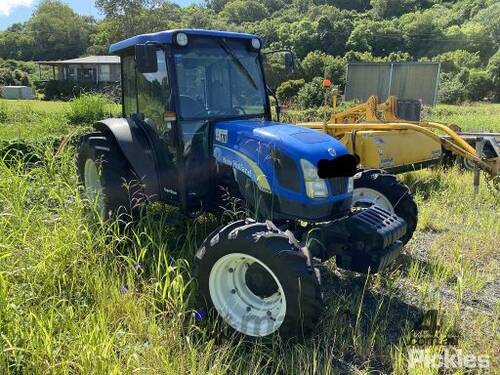 2013 New Holland T4050